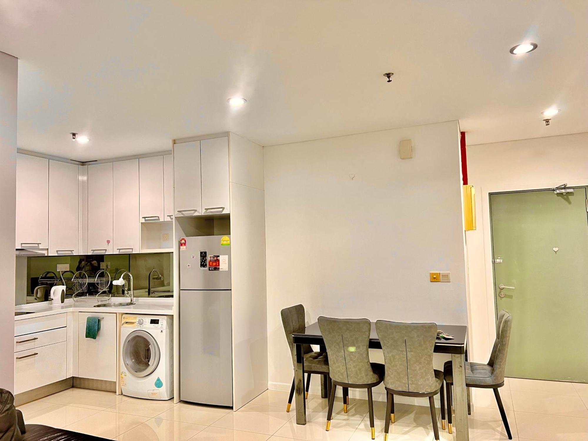 Summer Suites Victory House Куала-Лумпур Экстерьер фото