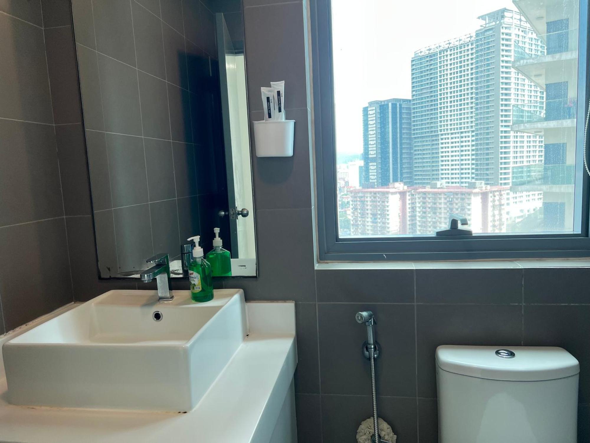 Summer Suites Victory House Куала-Лумпур Экстерьер фото