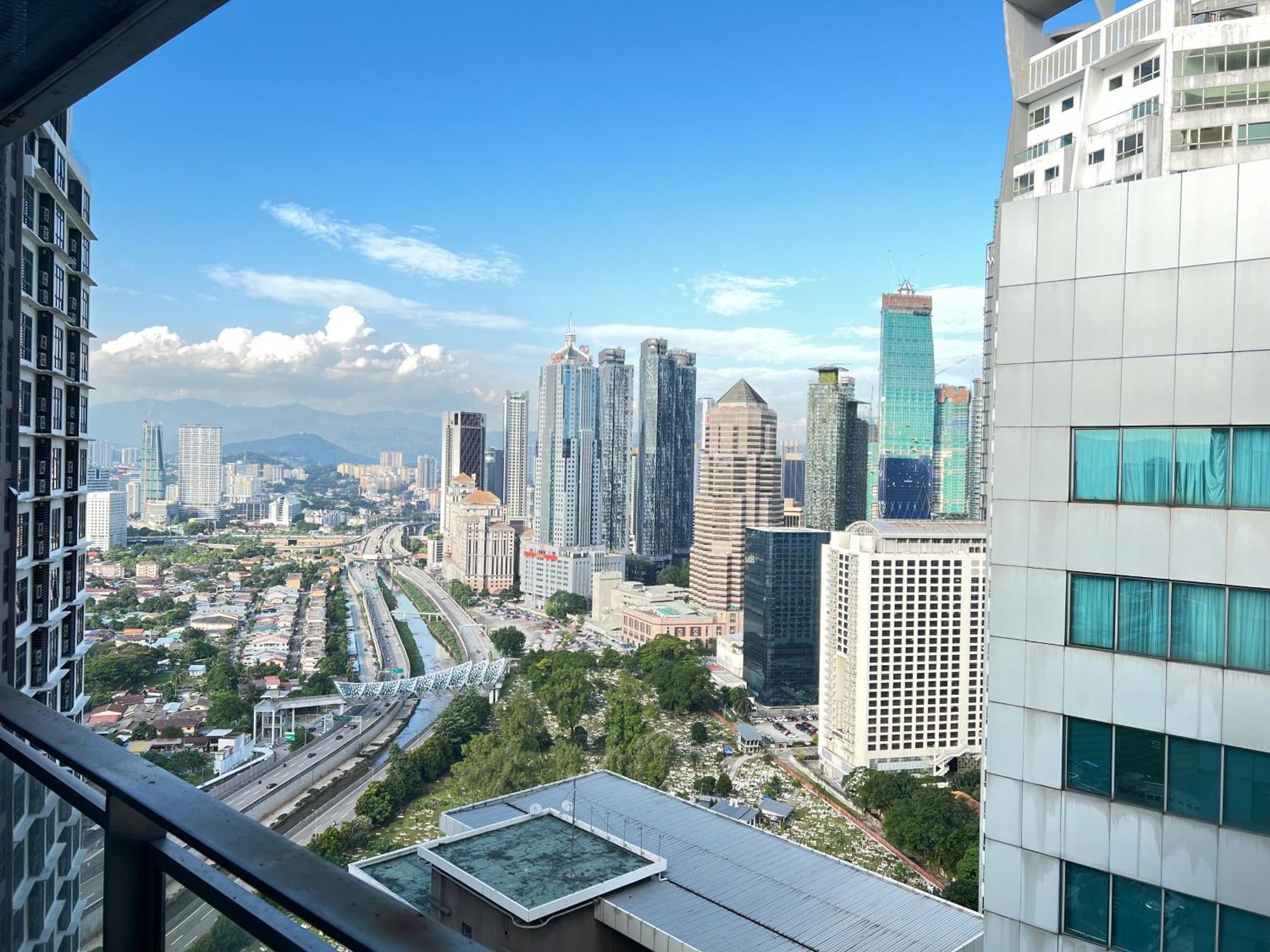 Summer Suites Victory House Куала-Лумпур Экстерьер фото